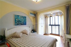 三房两厅中等拆修地板砖的总价大要万